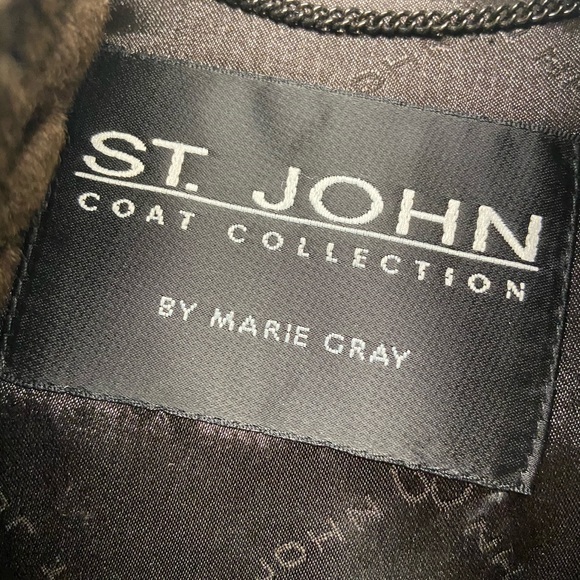 St. John plush bomber jacket.Brown size medium - Picture 3 of 7